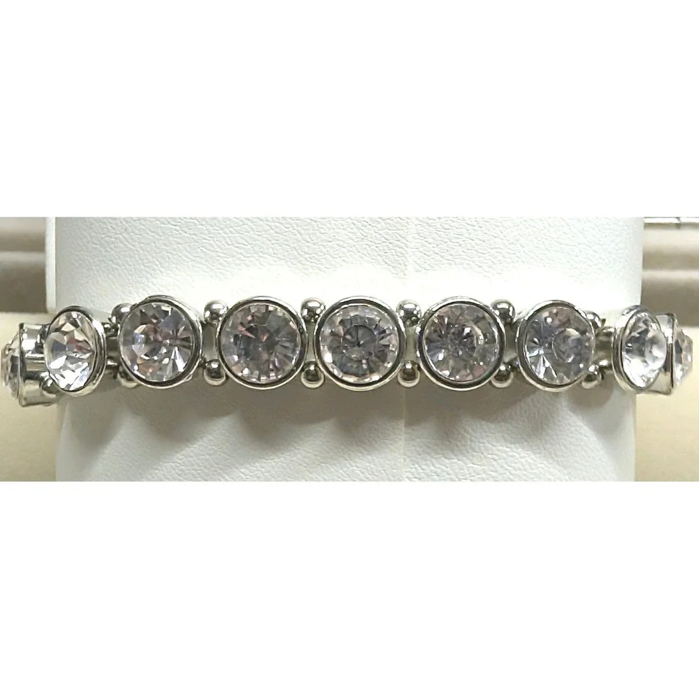 New Clear Crystal Stretch Bracelet SilverTone Rhinestone Bezel Set Round Sparkle